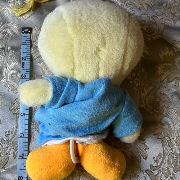 1995 Looney Tunes~Baby Tweety Bird~Musical Stuffed Toy - Picture 3 of 5